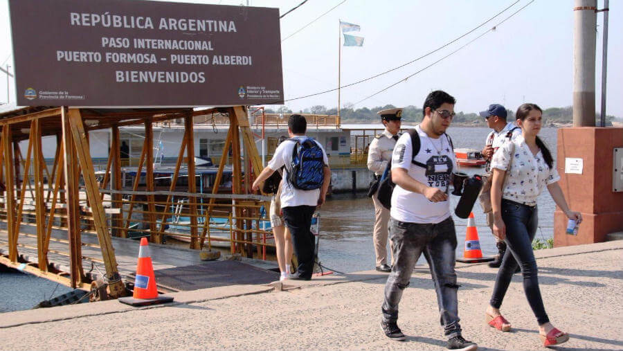 Las personas que ingresen al país deberán presentar declaración jurada, PCR y seguro médico