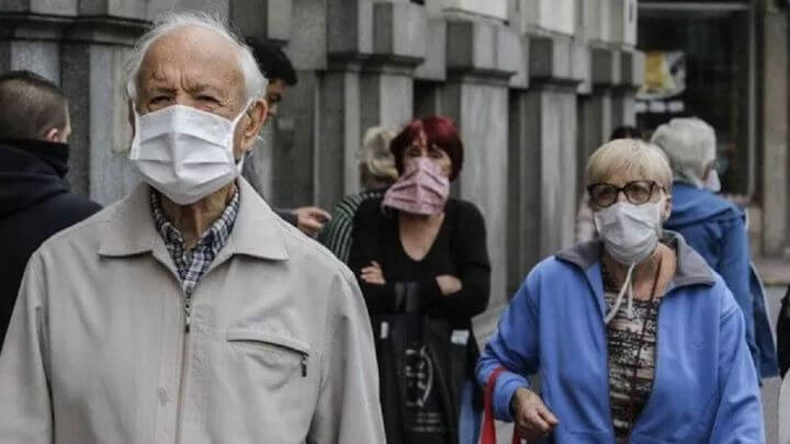 Los jubilados y pensionados bonaerenses cobrarán el medio aguinaldo desde el jueves