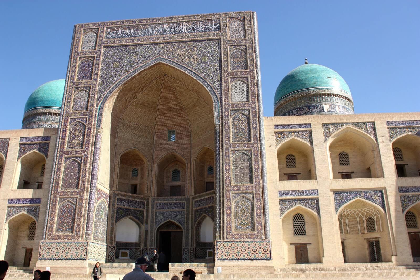 Crónicas del mundo: visitamos Bukhara, una ciudad persa con numerosos monumentos históricos