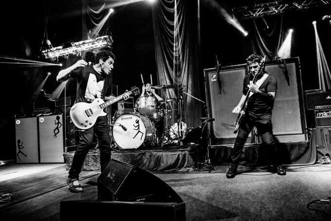 Divididos comparte su primer streaming desde su sala de ensayo