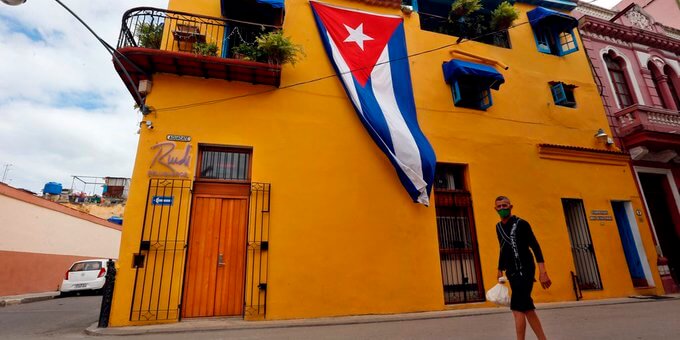 La Habana limitará el transporte público y cerrará las escuelas para contener el avance del coronavirus