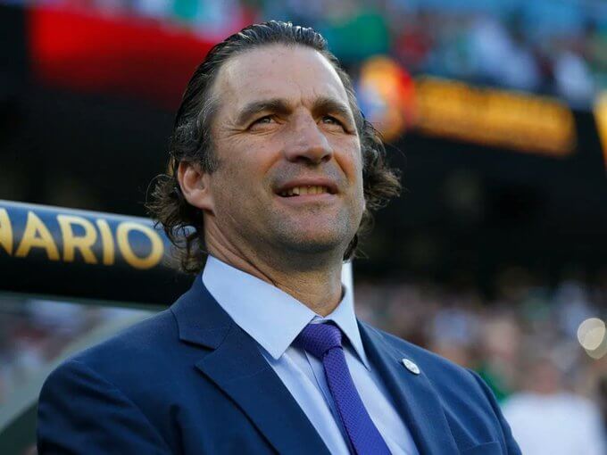 Juan Antonio Pizzi es el nuevo DT de Racing