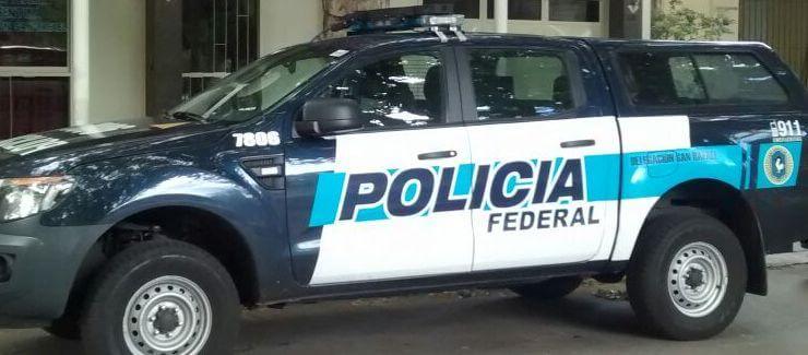 Balean a un Policía Federal durante un intento de robo en González Catán