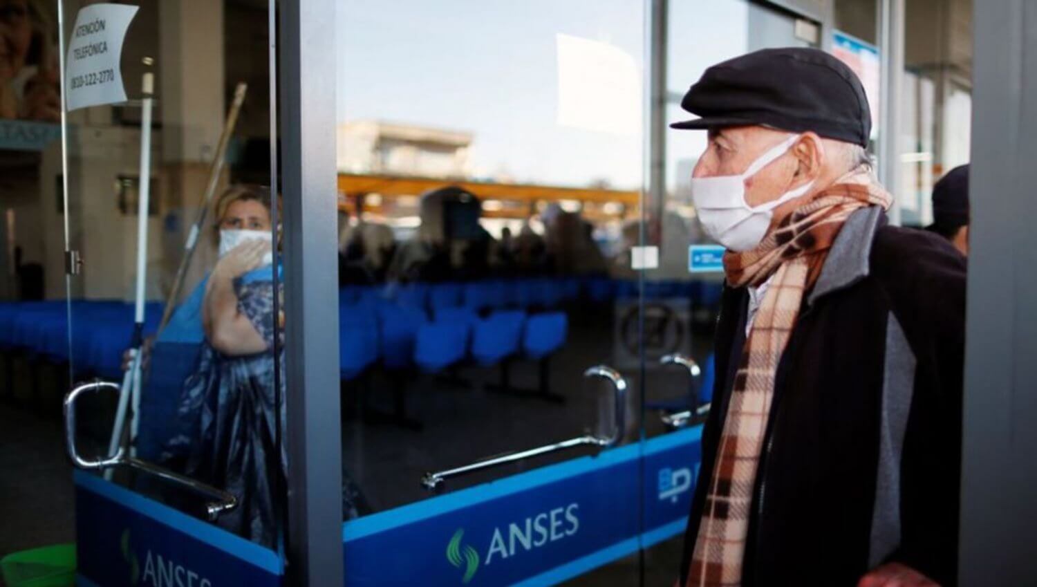 Con aumento y bonos, la jubilación mínima crecerá 16 por ciento
