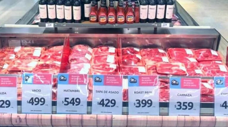 Carnes a precios rebajados: 700.000 kilos vendidos y el asado de tira, el preferido en su debut