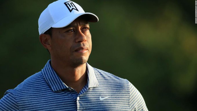 Tiger Woods se encuentra hospitalizado tras sufrir un accidente automovilístico cerca de Los Ángeles