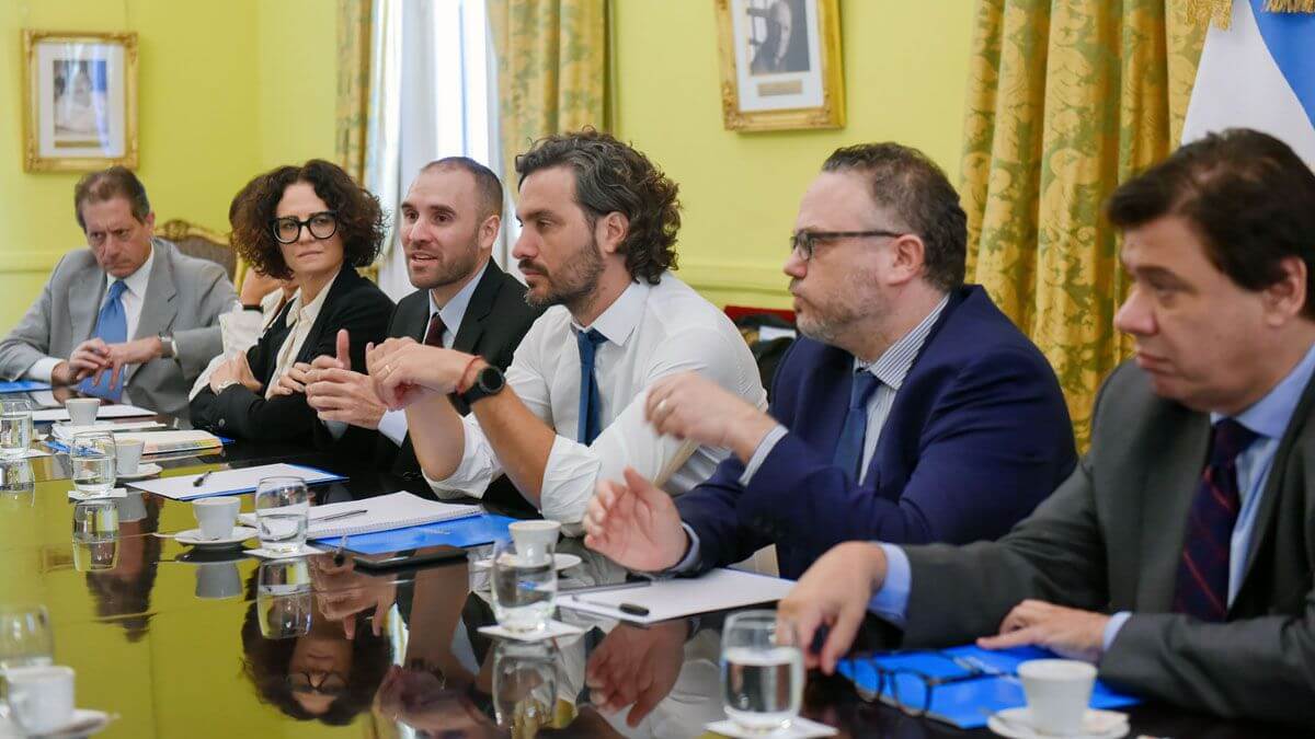 Guzmán, Kulfas y Moroni definen reuniones por precios y salarios
