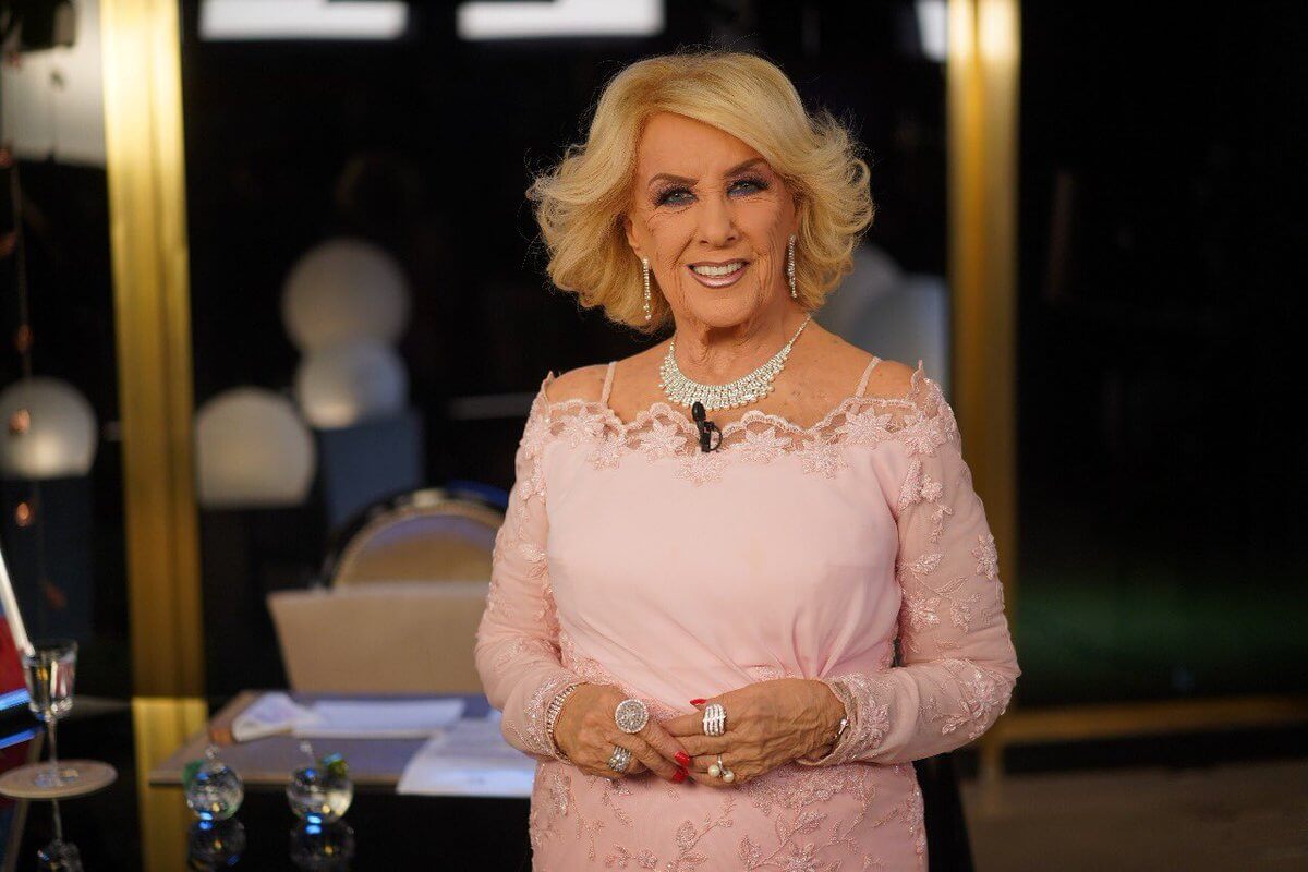 Mirtha Legrand repudió la vacunación VIP: "Me parece un horror"