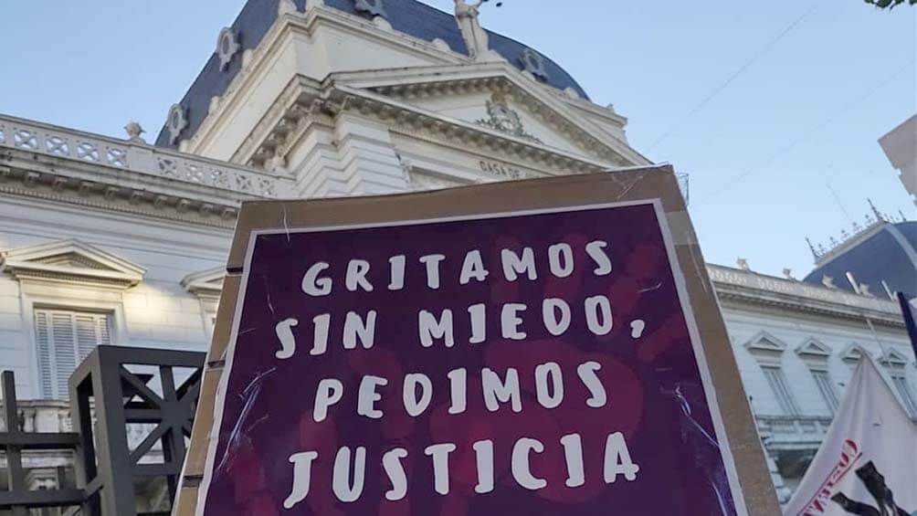 Solo uno de cada dos femicidios es calificado así en las sentencias judiciales