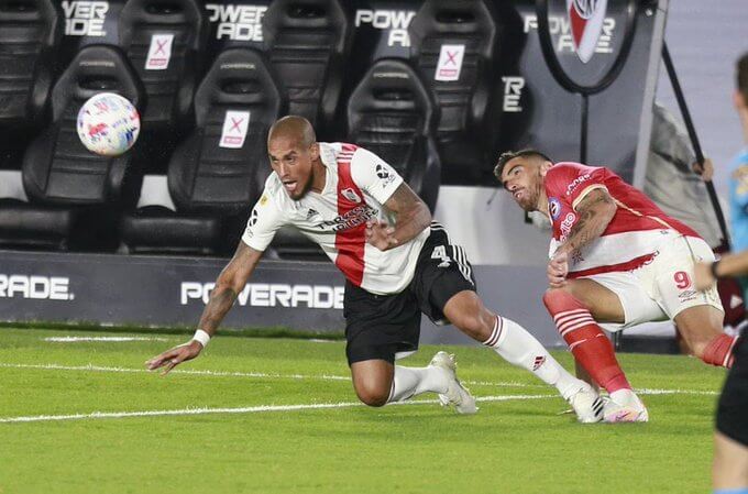 Maidana jugó su primer partido en su regreso al club