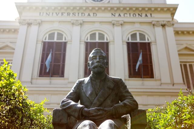 UNLP: la Asamblea Universitaria prorrogó por un año los mandatos de los representantes del claustro estudiantil