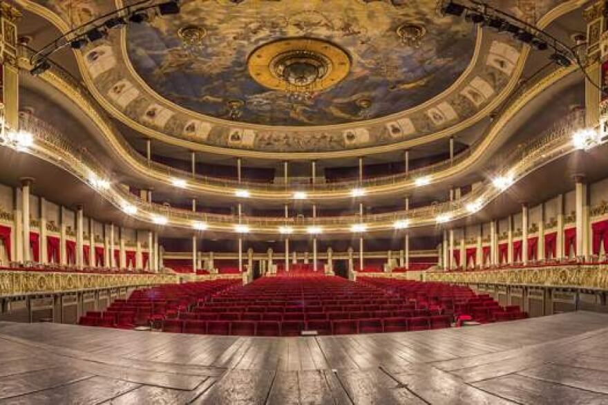 Suspenden temporalmente las funciones en el Coliseo Podestá