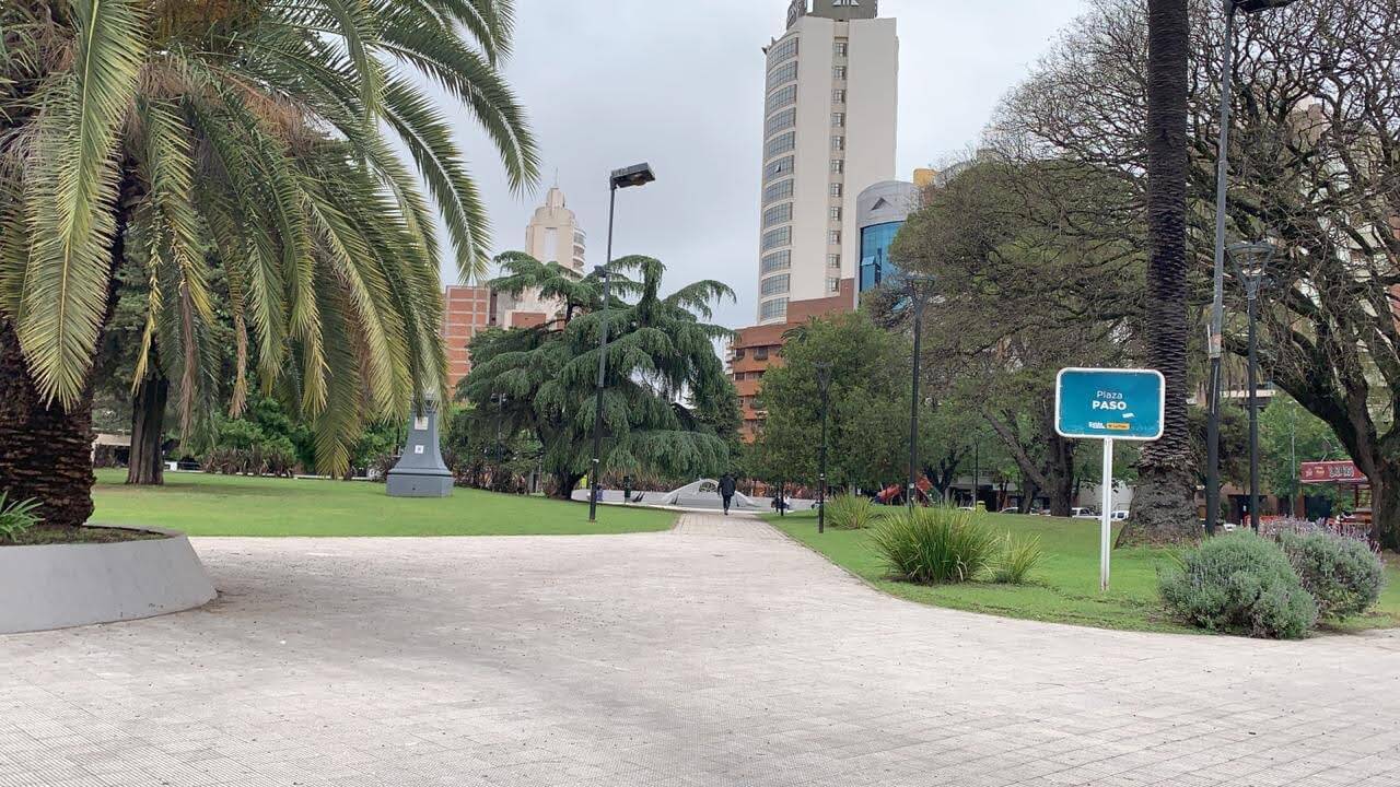 Domingo con lloviznas y fuertes ráfagas