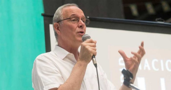 Gollan subrayó que se asignaron miles de turnos nuevos para vacunar