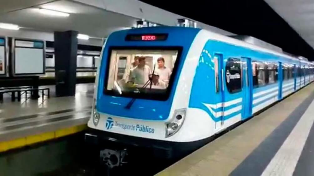 Inician obras del primero de los 13 puentes modulares sobre vías del Ferrocarril Sarmiento