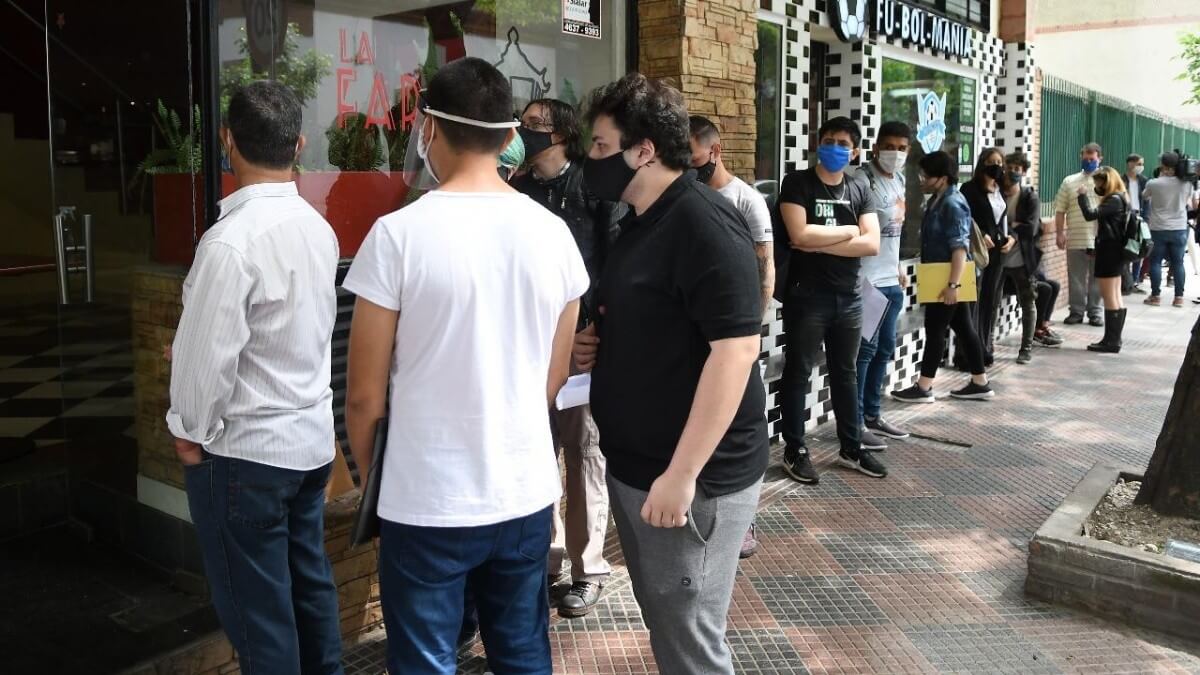 La falta de acceso al trabajo formal, una de las principales preocupaciones de la juventud bonaerense