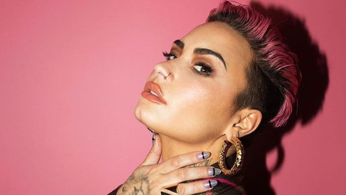 Demi Lovato se declara de género no binario y cambia sus pronombres