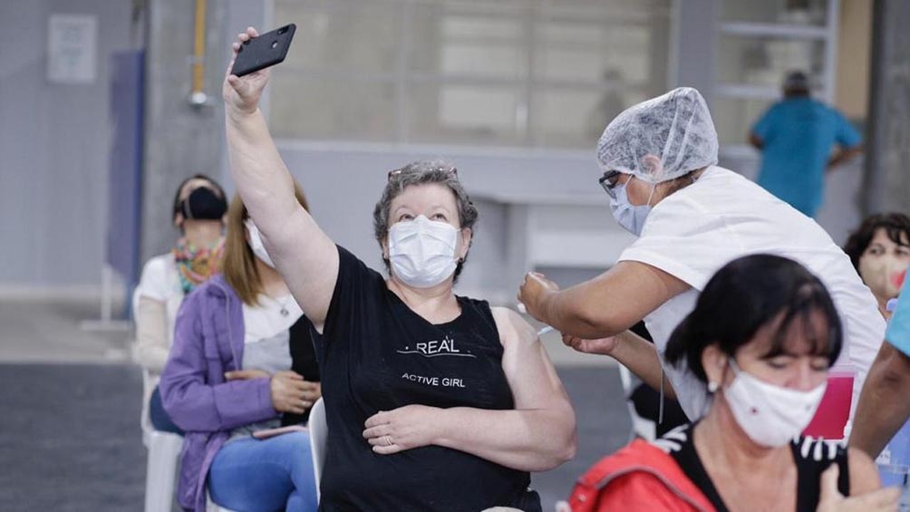 Plan de vacunación: Argentina superó las dos millones de aplicaciones en una semana