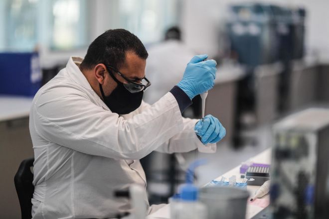 Rusia producirá 300 millones de dosis anuales de la vacuna Sputnik V en India