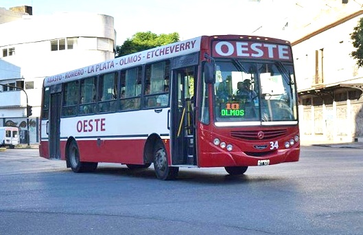 Crespo pidió que se refuerce el servicio de transporte público durante el receso inviernal