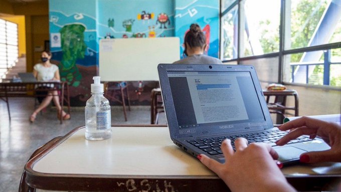 El ministerio de Educación propone promocionar de grado o año con el 70% de los contenidos aprobados