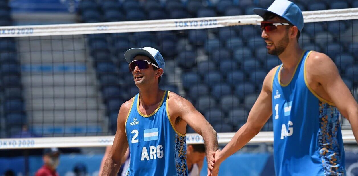 Beach Volley: caídas en las ramas femenina y masculina ante Brasil