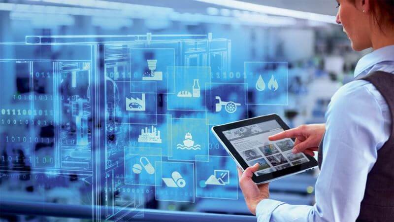 Lanzan un programa para incorporar conocimientos científicos a los cambios en la "Industria 4.0"