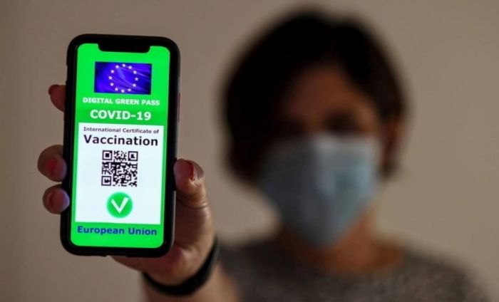 Italia prepara el uso obligatorio del "pase verde"