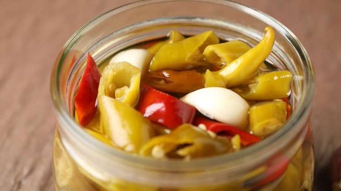 La ANMAT prohibió la venta de un producto alimenticio y otro de uso terapéutico