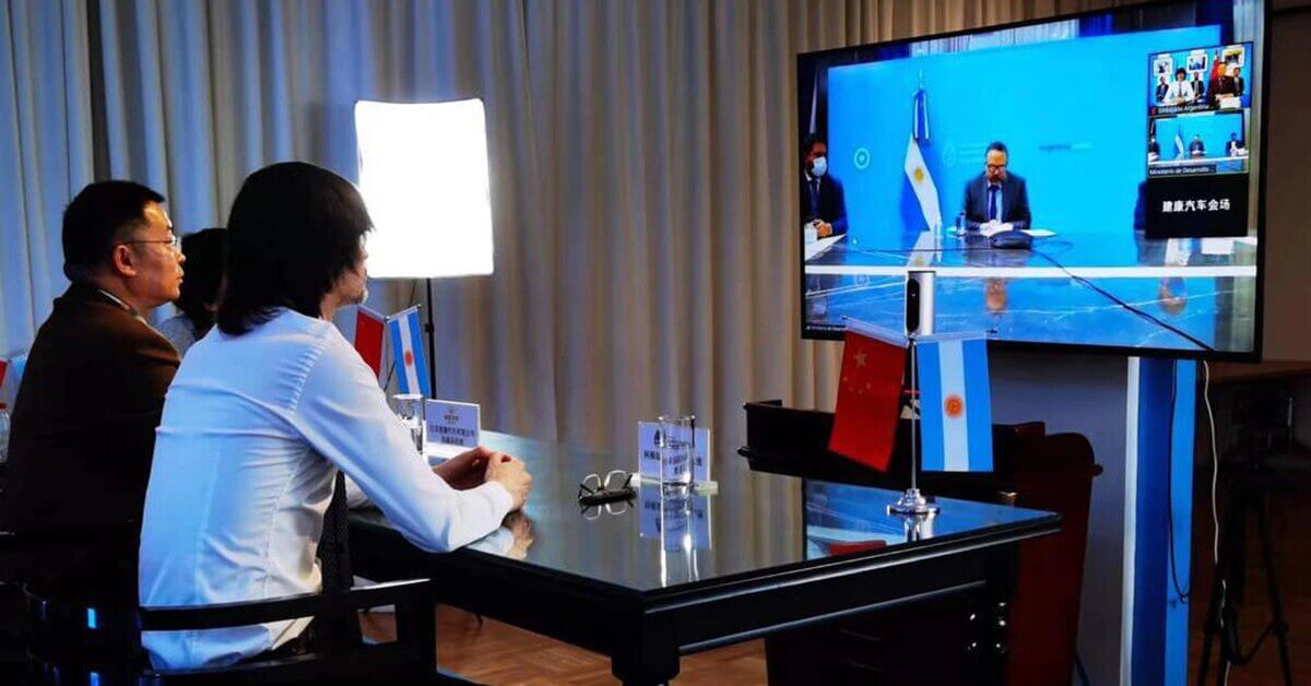 Argentina avanza con China en acuerdos de cooperación e inversiones en economía verde y digital