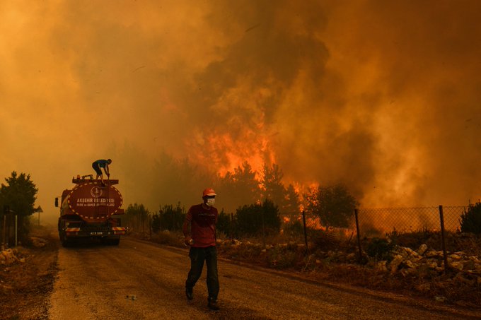 Ola de calor en Europa: incendios en Grecia, Turquía, Italia y España