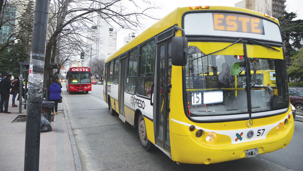 Se aumentó la cantidad de personas que pueden viajar en el transporte público