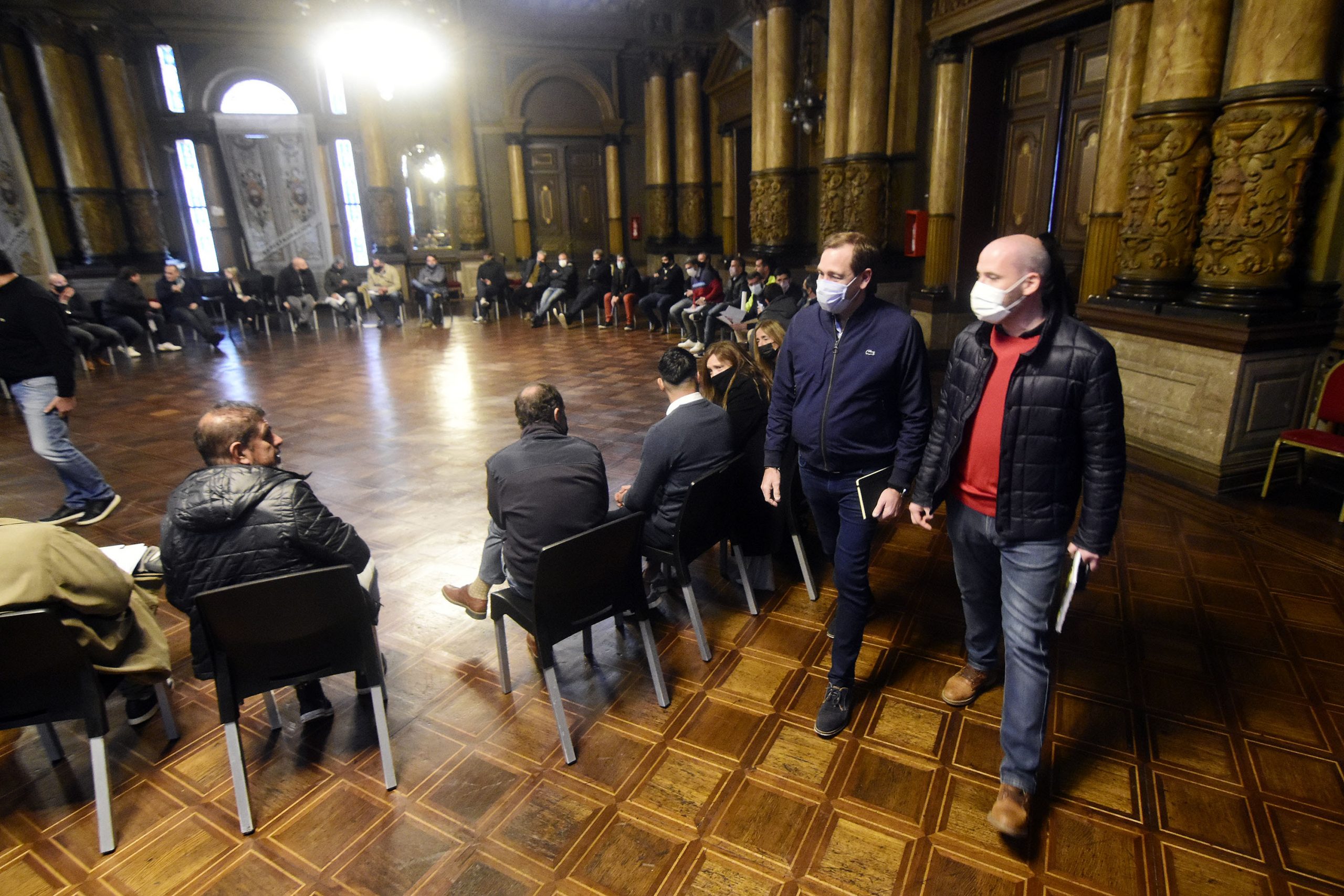 En una reunión con los delegados, Garro anunció obras en los barrios