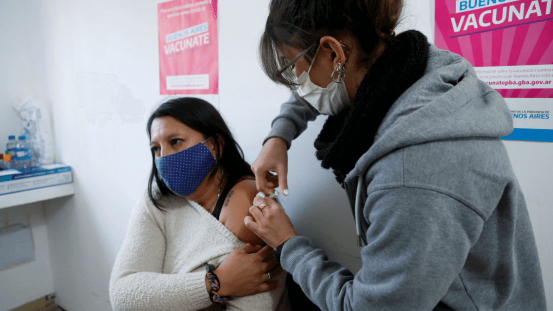 Las provincias se preparan para completar esquemas con vacunas combinadas contra el coronavirus