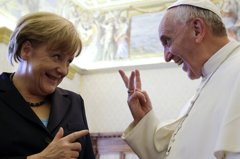 Francisco y Merkel participarán en Roma de un evento por la paz