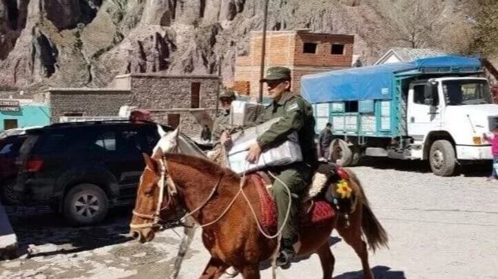 Mega operativo electoral: se usarán hasta mulas y caballos para llevar las urnas a todo el país