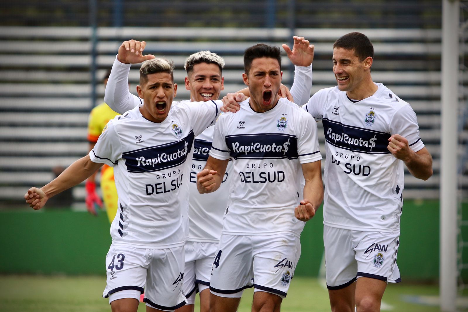 Gimnasia cortó una racha negativa y se quedó con una victoria necesaria