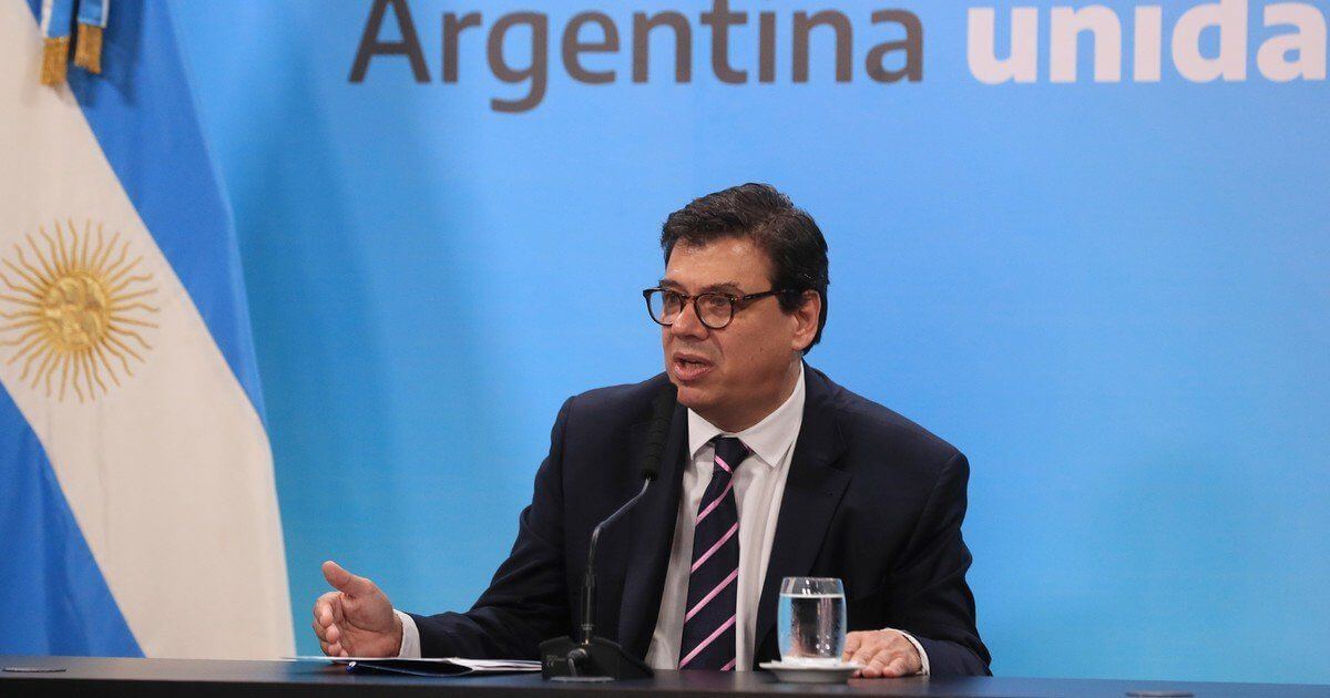 El Gobierno convocó para el próximo martes al Consejo del Empleo y el Salario