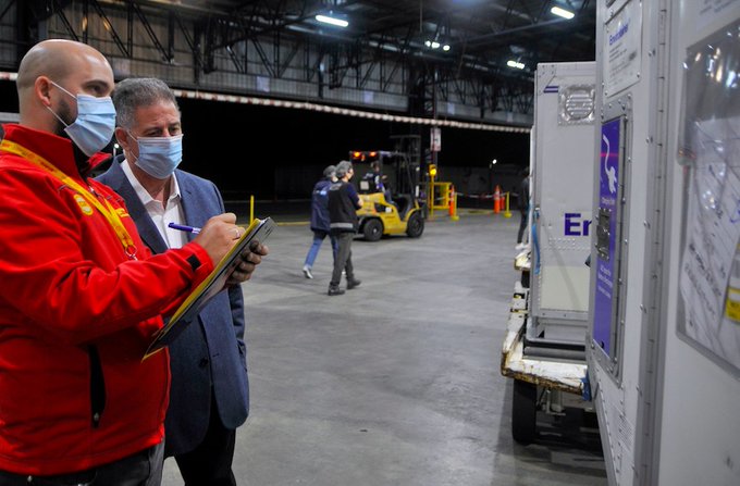 El país recibió 822.100 dosis de AstraZeneca y se acerca a las 70 millones de vacunas
