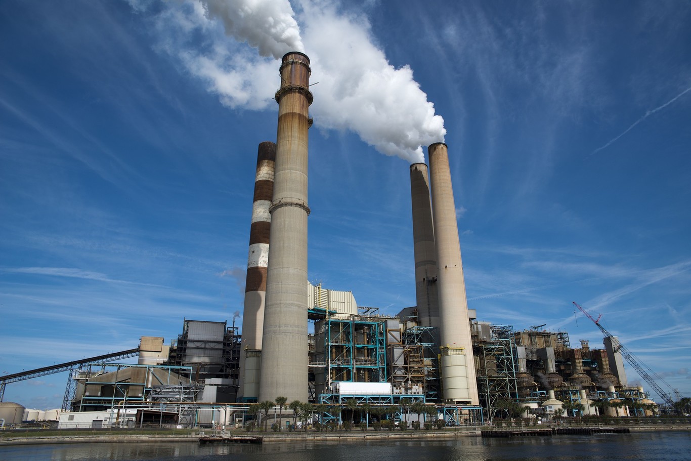 El auge de los combustibles fósiles expone al planeta a un calentamiento global extremo