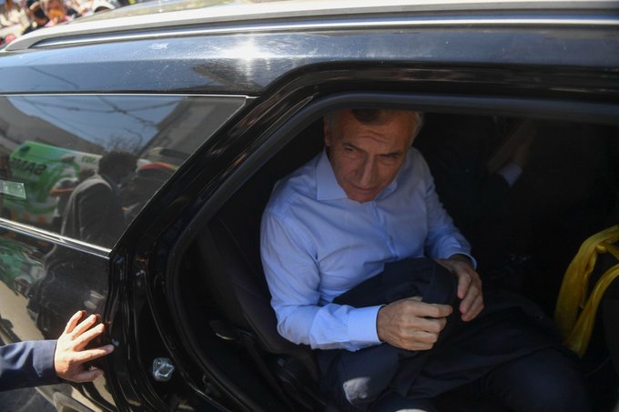 Qué pasó en la indagatoria de Macri y por qué se suspendió