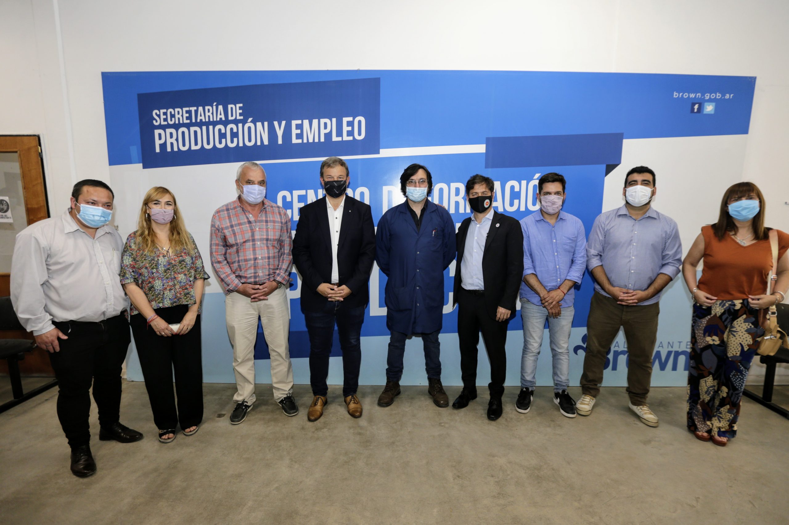 Kicillof y Cascallares recorrieron la nueva planta de una empresa de materiales compuestos