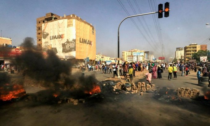 Violentas manifestaciones contra el golpe de Estado en Sudán