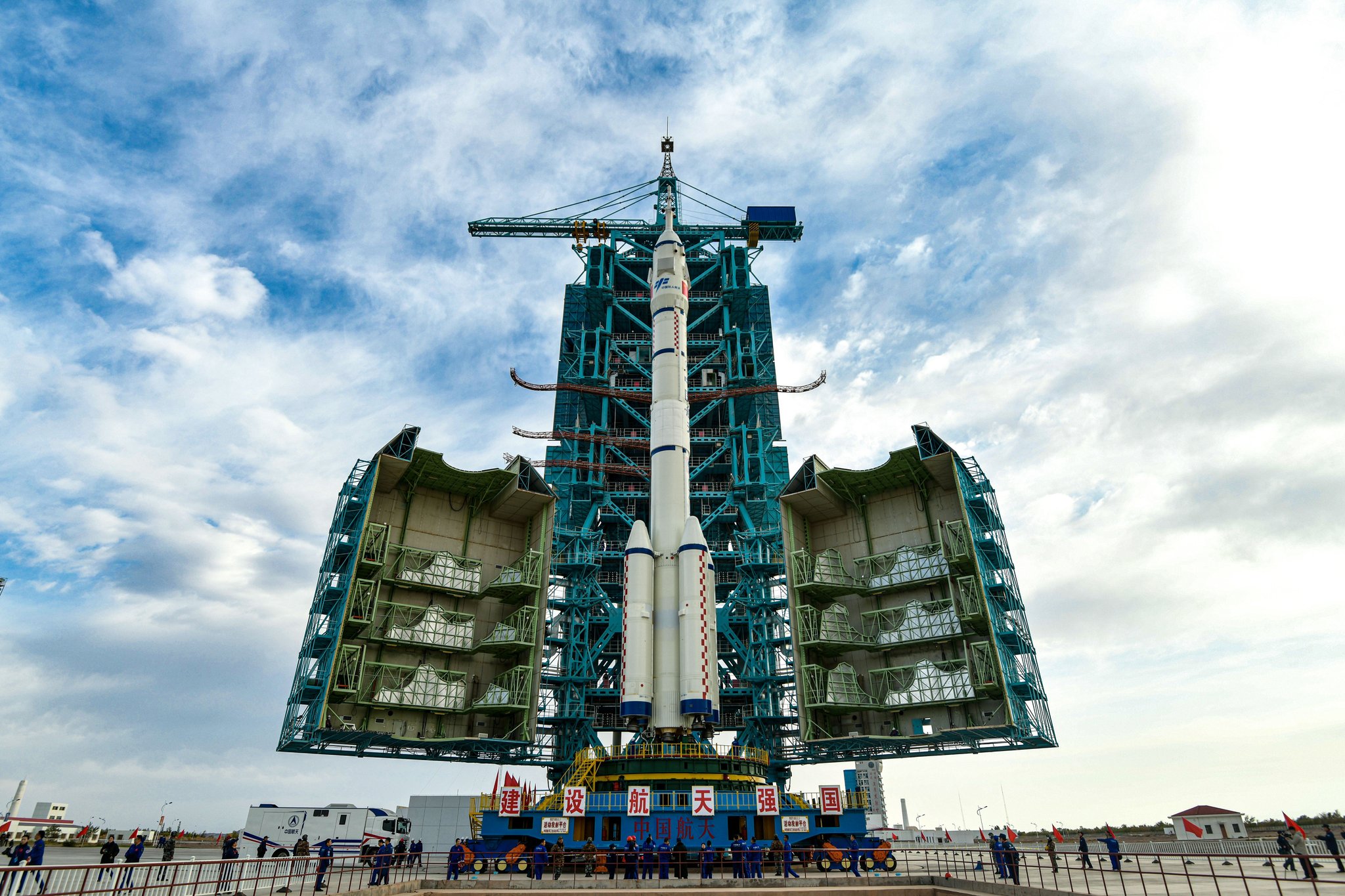 China lanzará la misión espacial más larga de su historia