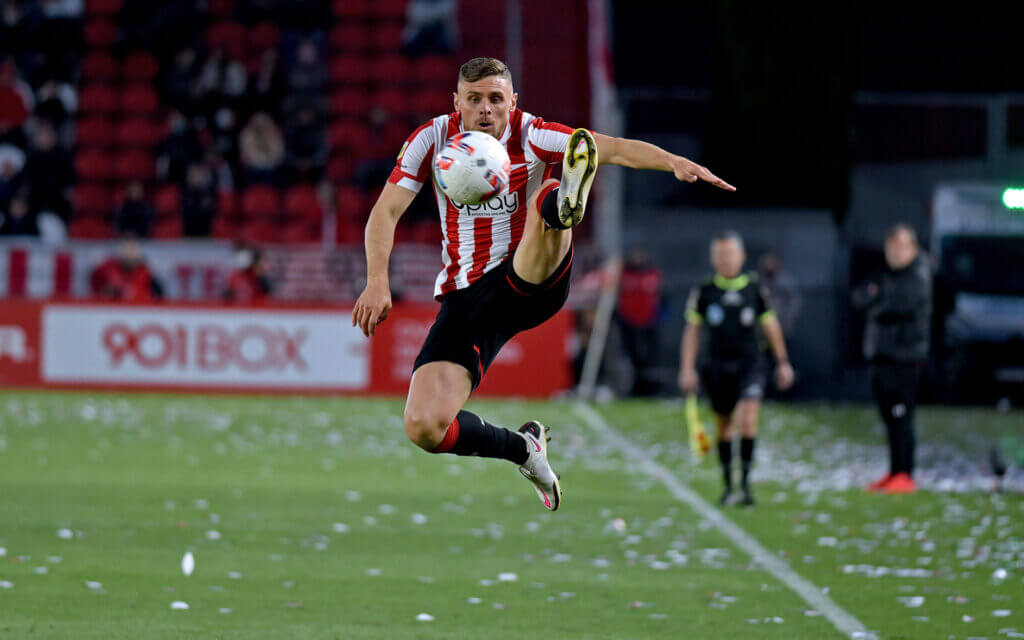 Empate agónico en Uno