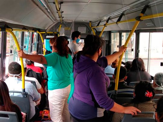Desde hoy, no habrá límite de ocupación en el transporte público