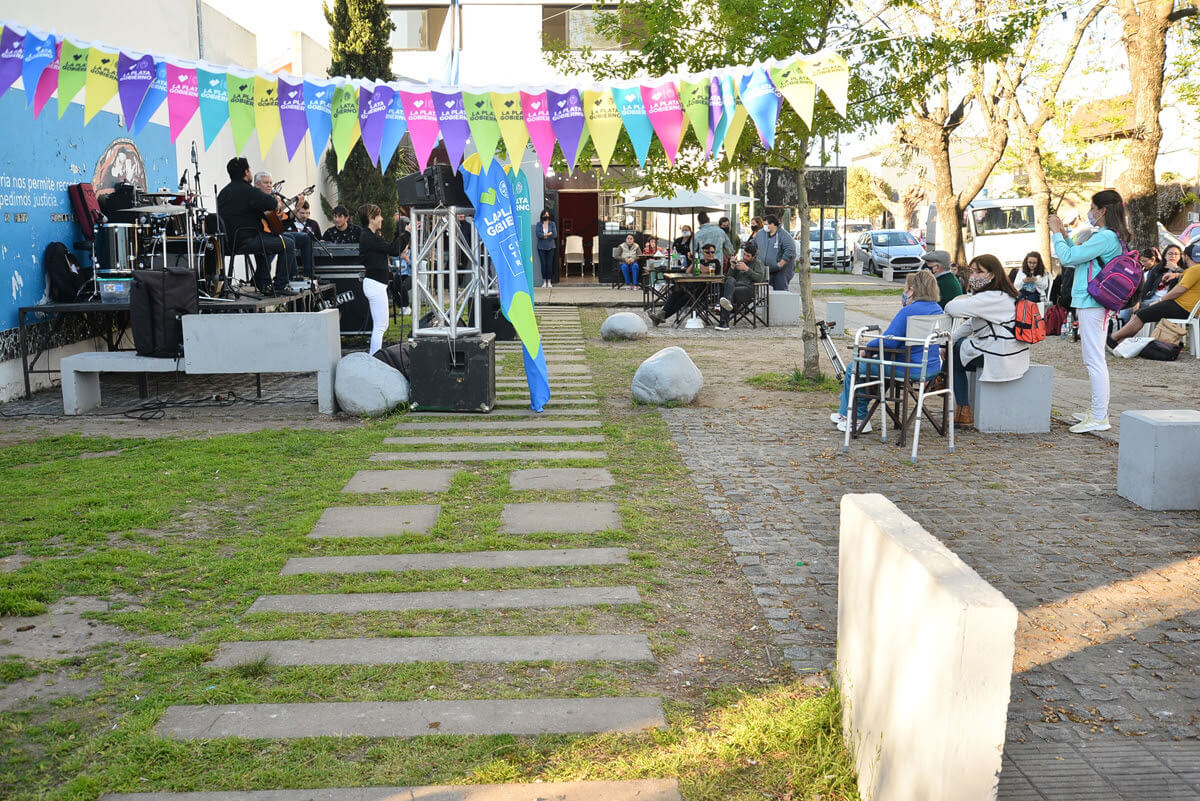 Habrá bandas locales en vivo y muestras de arte a cielo abierto en Los Hornos