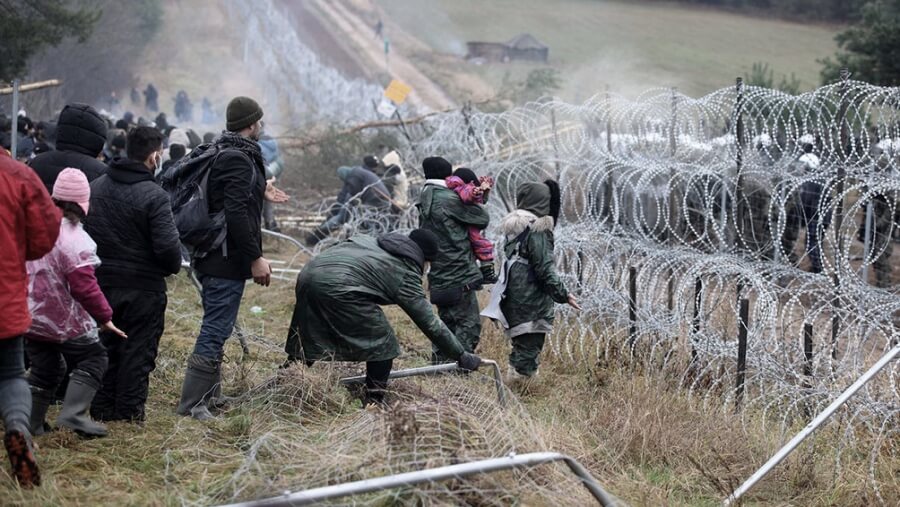 La UE intensifica las sanciones contra Bielorrusia ante la crisis migratoria