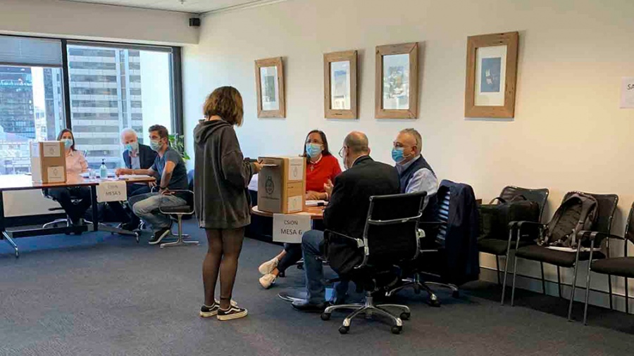 Los argentinos que viven en Australia y Nueva Zelanda fueron los primeros en votar