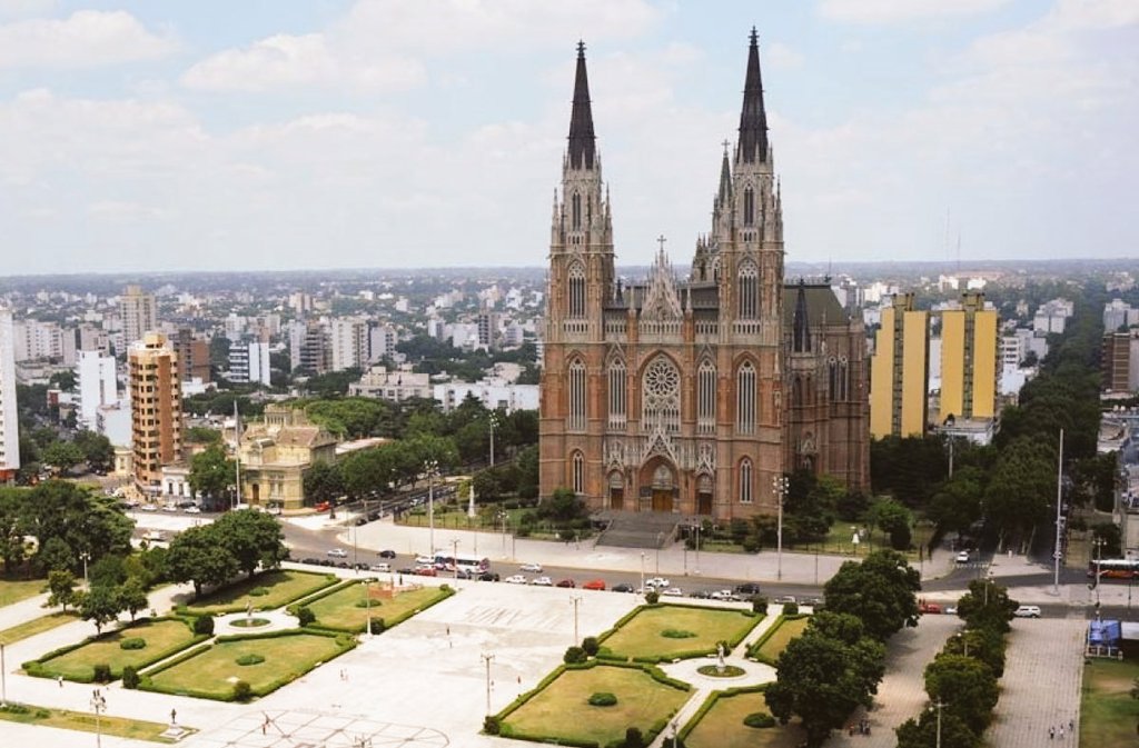 Sábado algo nublado y con una máxima de 28 grados en la ciudad